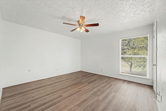 8334 Country View Drive, Houston, TX 77040