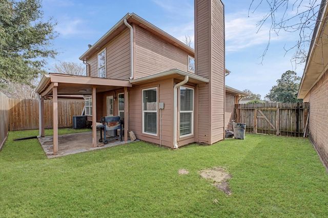 8334 Country View Drive, Houston, TX 77040