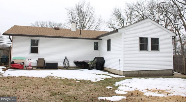 665 SCHOOLSIDE LN, Swarthmore, PA 19081