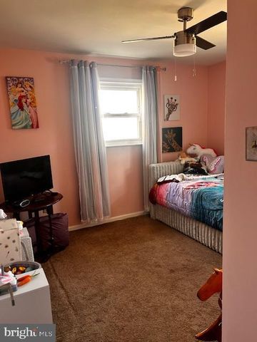 665 SCHOOLSIDE LN, Swarthmore, PA 19081