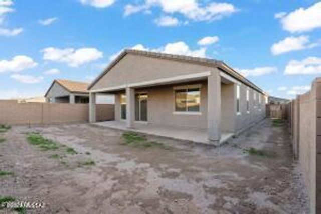 1642 W Hopi Drive, Coolidge, AZ 85128