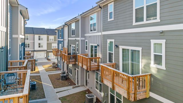 220 Asbury Oak Lane, Chattanooga, TN 37419