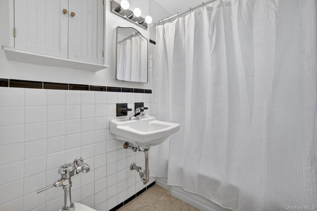 14 S Broadway 12-1A, Irvington, NY 10533