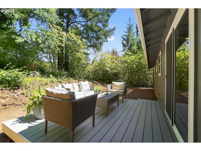 26280 S BEAVERCREEK Rd, Beavercreek, OR 97004