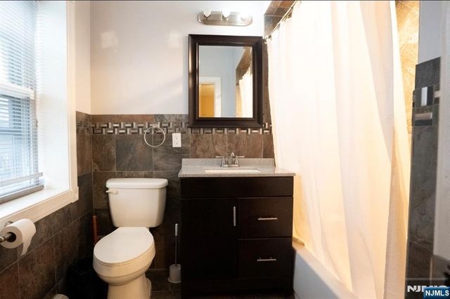 480 Westminster Place, Lodi, NJ 07644