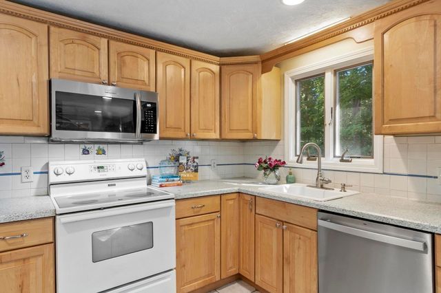 405 Salem Street, Wilmington, MA 01887