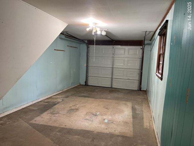 352 Oxford Road, Ladson, SC 29456