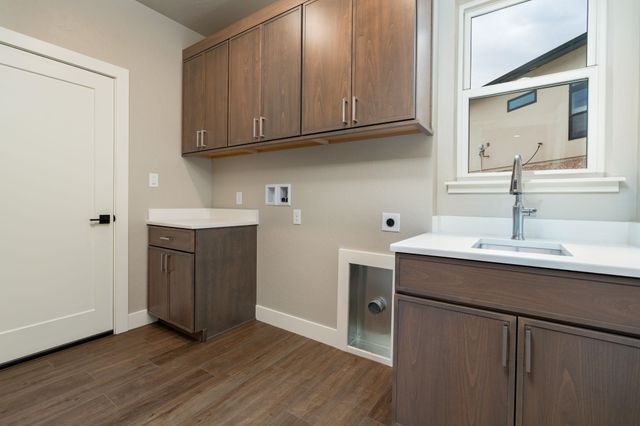 2284 Culebra Peak Court, Grand Junction, CO 81507