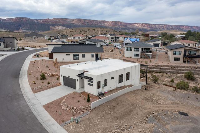 2284 Culebra Peak Court, Grand Junction, CO 81507