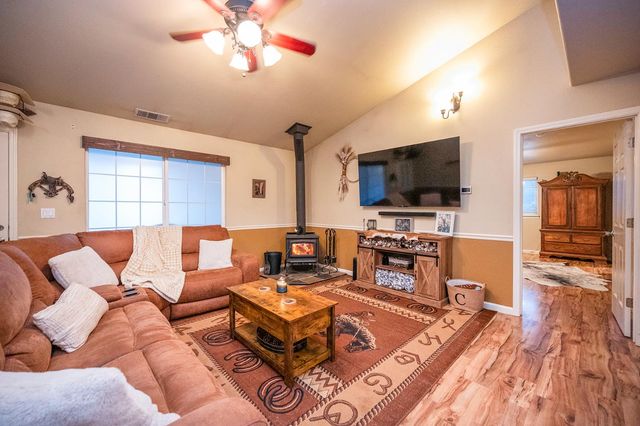 4568 Roadrunner Dr, Ione, CA 95640