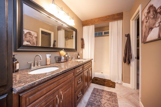 4568 Roadrunner Dr, Ione, CA 95640