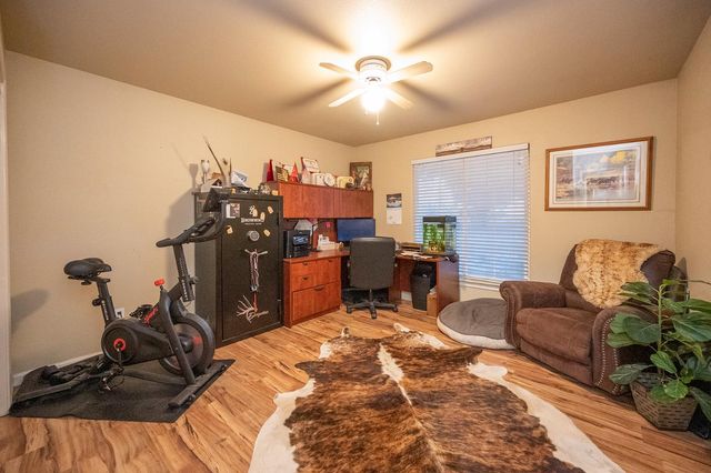 4568 Roadrunner Dr, Ione, CA 95640