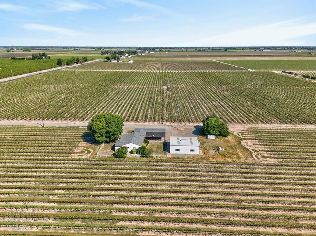 20362 N Ray Rd, Lodi, CA 95242