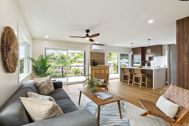2234 St Louis Drive, Honolulu, HI 96816