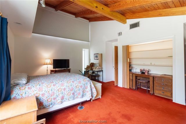 800 Park Place, College Station, TX 77840