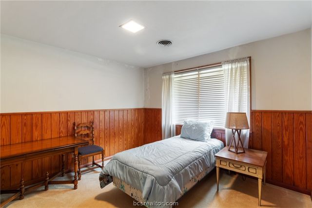 800 Park Place, College Station, TX 77840