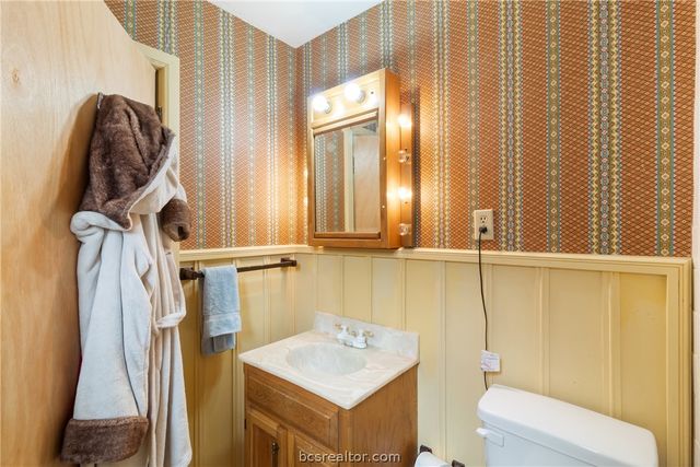 800 Park Place, College Station, TX 77840