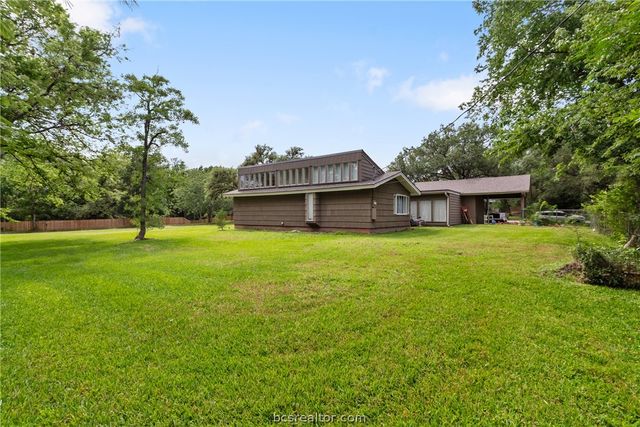 800 Park Place, College Station, TX 77840