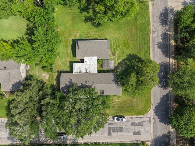 800 Park Place, College Station, TX 77840