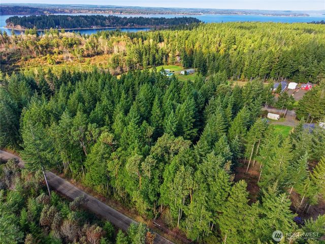 20906 7th St. SW, Lakebay, WA 98349