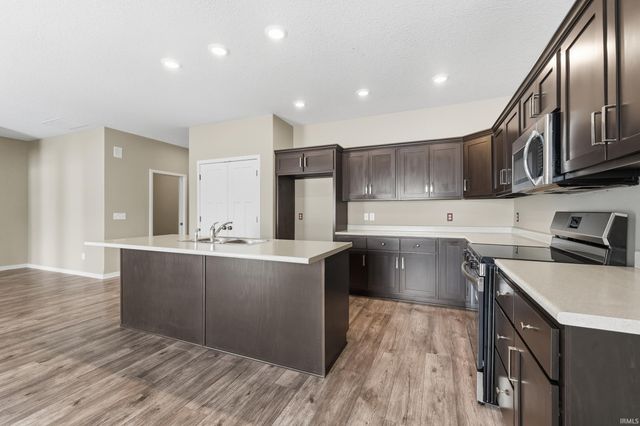 7119 Evansbrook Drive, Fort Wayne, IN 46835