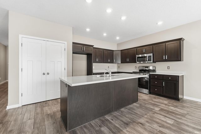 7119 Evansbrook Drive, Fort Wayne, IN 46835