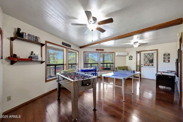 1070 E LAKE MEADOW Circle, Munds Park, AZ 86017