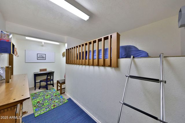 1070 E LAKE MEADOW Circle, Munds Park, AZ 86017