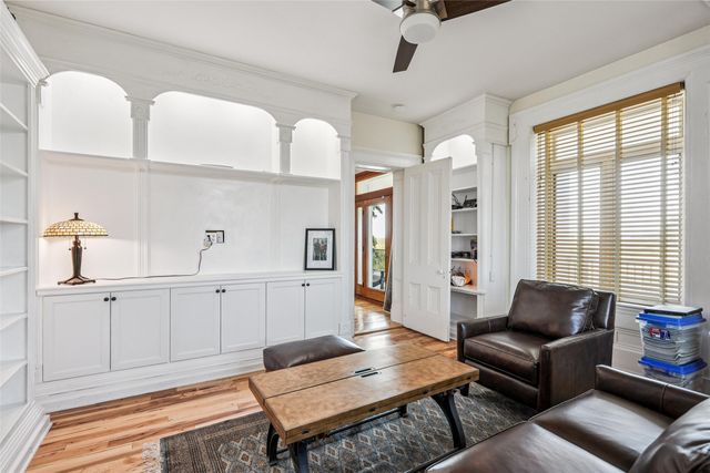 5664 Island Avenue, Newton, IA 50208