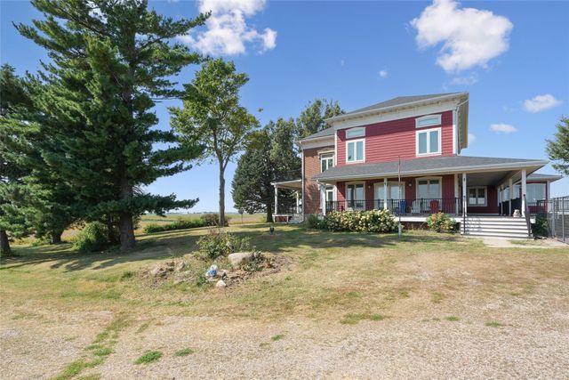 5664 Island Avenue, Newton, IA 50208