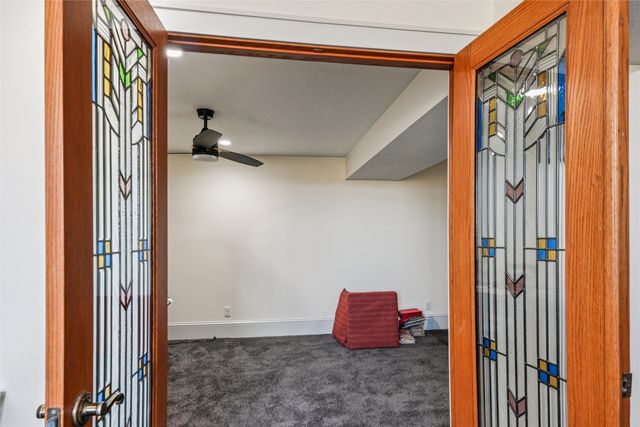 5664 Island Avenue, Newton, IA 50208