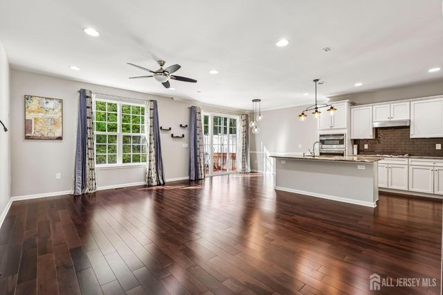 204 Ellsworth Way, South Brunswick, NJ 08852
