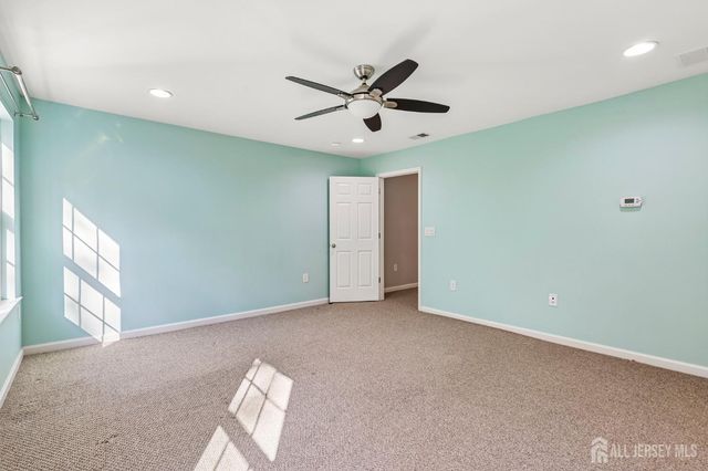 204 Ellsworth Way, South Brunswick, NJ 08852