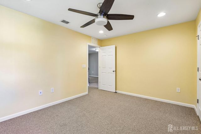 204 Ellsworth Way, South Brunswick, NJ 08852