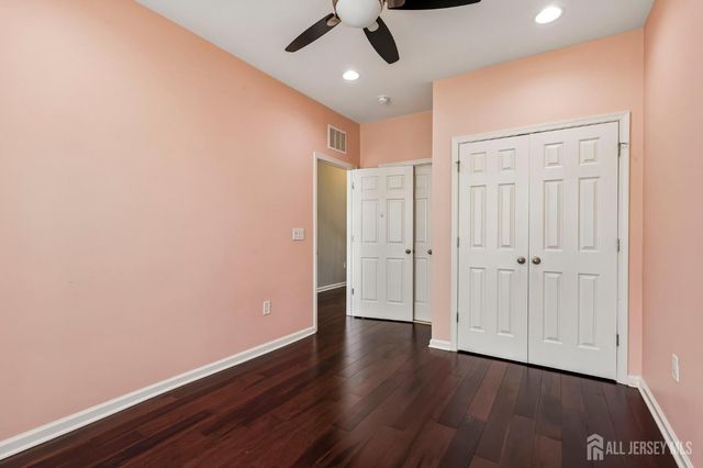 204 Ellsworth Way, South Brunswick, NJ 08852