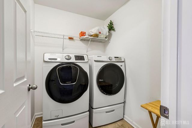 204 Ellsworth Way, South Brunswick, NJ 08852