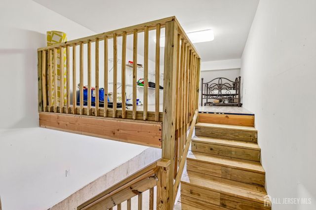 204 Ellsworth Way, South Brunswick, NJ 08852