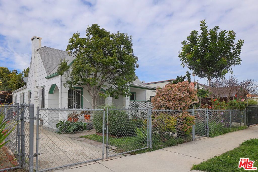 1271 S Mullen Avenue, Los Angeles, CA 90019 — photo 2