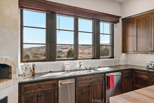 3515 Turri Road, San Luis Obispo, CA 93405