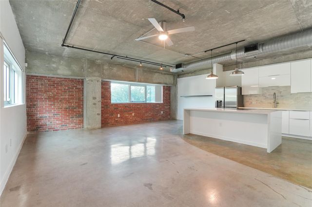 2000 Bagby Street 2401, Houston, TX 77002