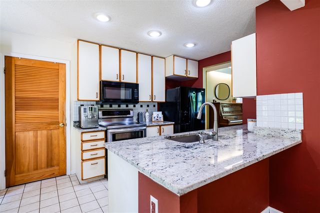 2775 Lakeland Drive, Berrien Springs, MI 49103