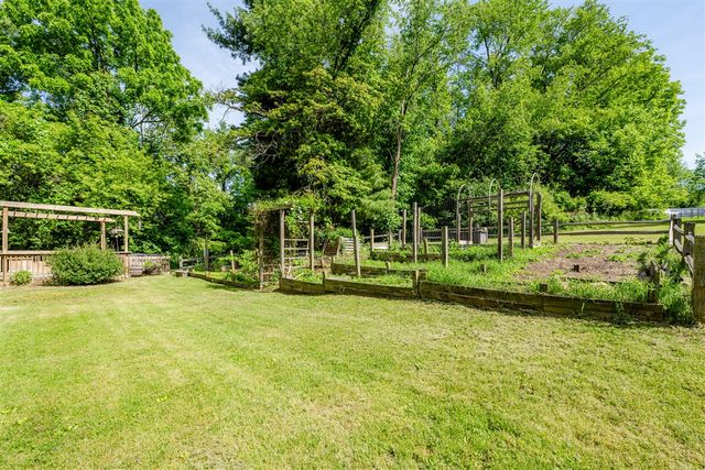 2775 Lakeland Drive, Berrien Springs, MI 49103