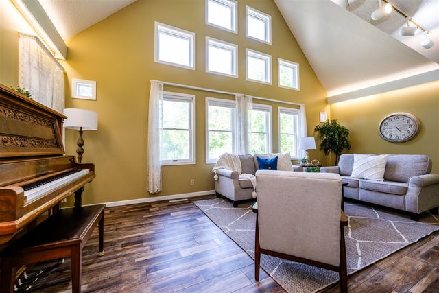 2775 Lakeland Drive, Berrien Springs, MI 49103