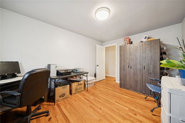 1402 Swede Hill Rd, Hempfield Twp, PA 15601