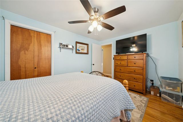 1402 Swede Hill Rd, Hempfield Twp, PA 15601