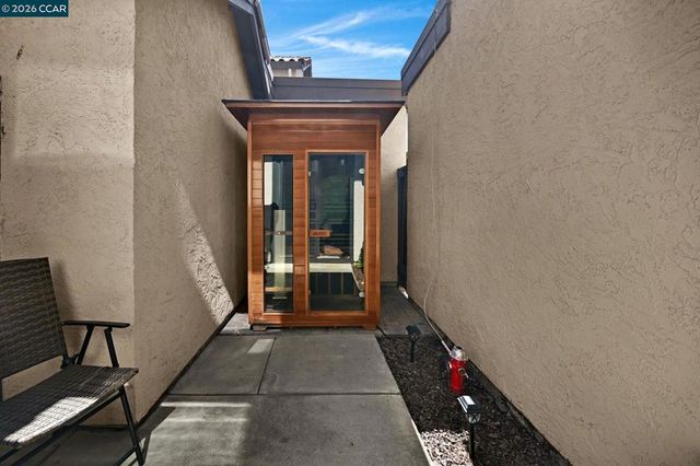 336 Pimlico Dr, Walnut Creek, CA 94597