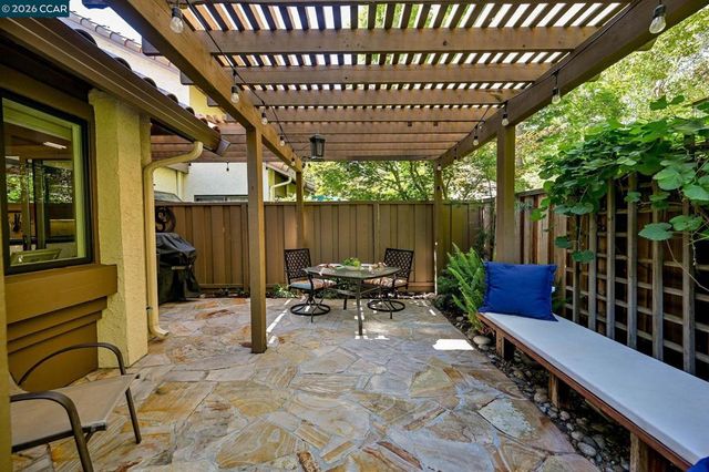 336 Pimlico Dr, Walnut Creek, CA 94597