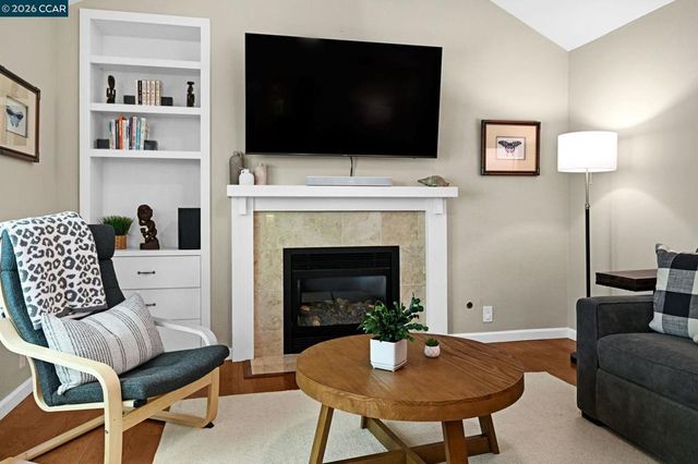 336 Pimlico Dr, Walnut Creek, CA 94597