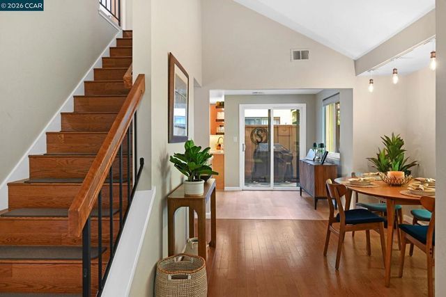 336 Pimlico Dr, Walnut Creek, CA 94597