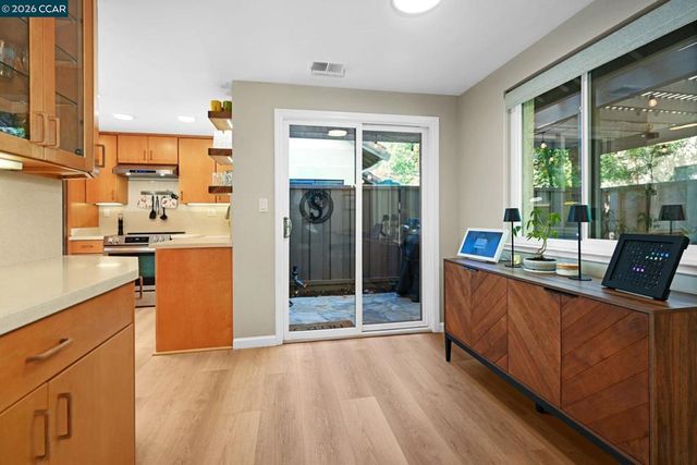 336 Pimlico Dr, Walnut Creek, CA 94597